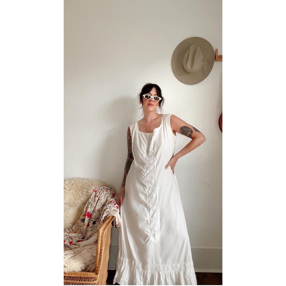 Antique Edwardian Dress 1900s Lace Cotton Gown | Romantic Victorian Era White Dr
